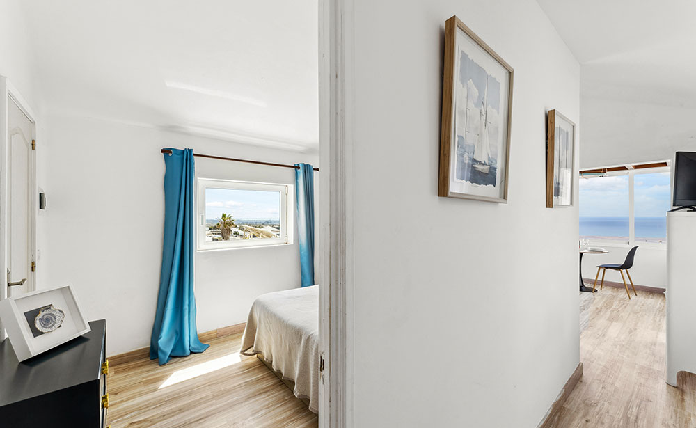 cuisine équipée et grande pièce à vivre de l'appartement La Graciosa à Lanzarote