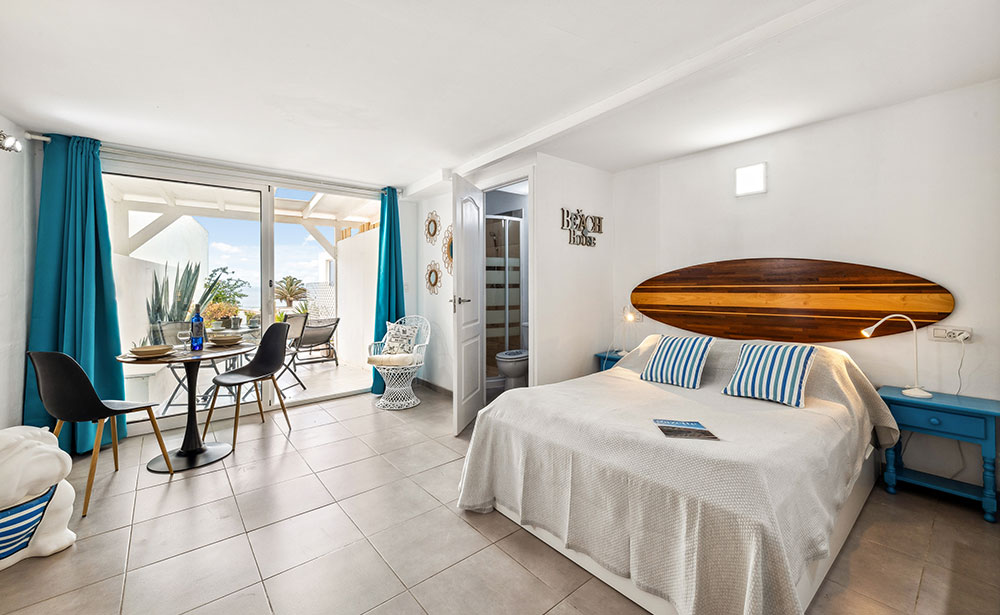 Lit double pour l'appartement La Santa By Casa Marosenia